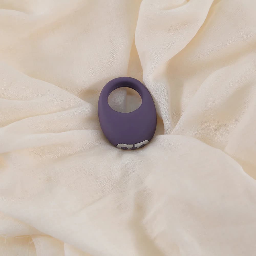 Je Joue Mio Rechargeable Vibrating Silicone Cock Ring Purple thumbnail