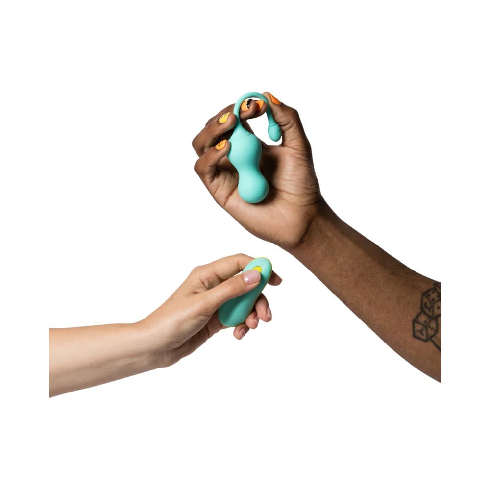 ROMP Cello Rechargeable Remote-Controlled Silicone G-Spot Egg Vibrator Light Teal thumbnail 9