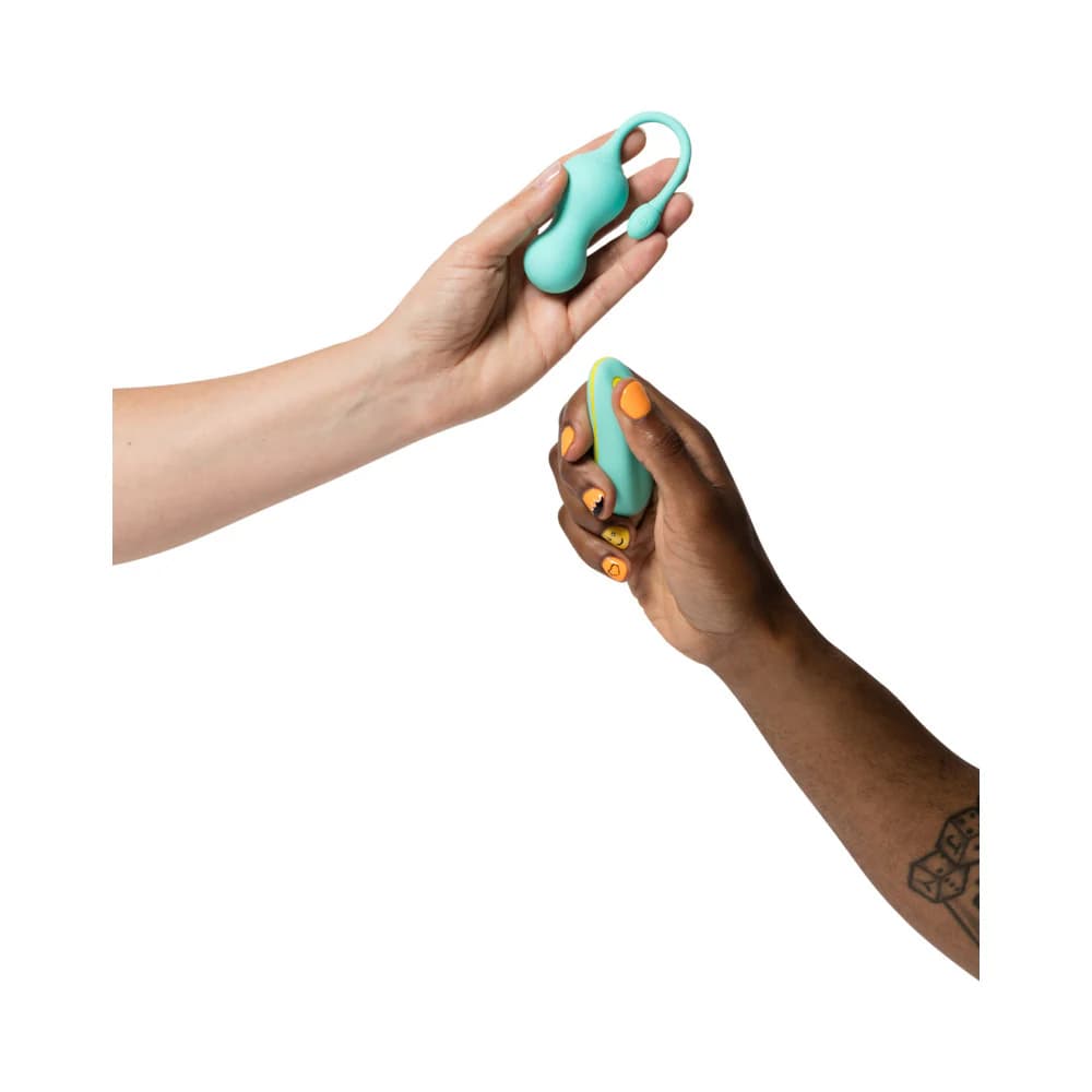 ROMP Cello Rechargeable Remote-Controlled Silicone G-Spot Egg Vibrator Light Teal thumbnail 10