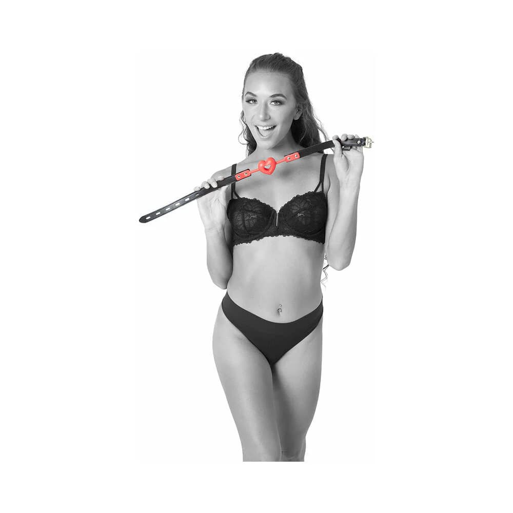 Sportsheets Sex & Mischief Amor Breathable Heart-Shaped Silicone Ball Gag Red thumbnail 4