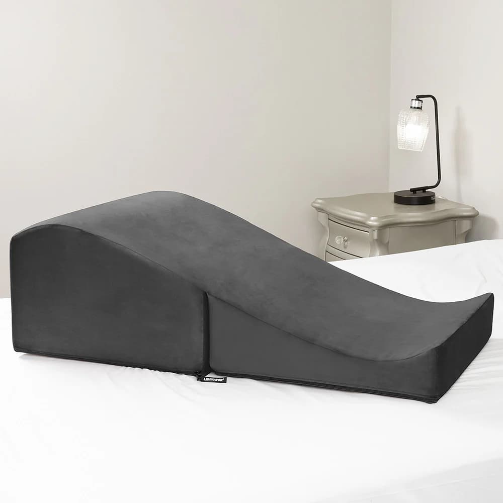 Liberator Flip Ramp with Slip Cover Lush Black thumbnail 2